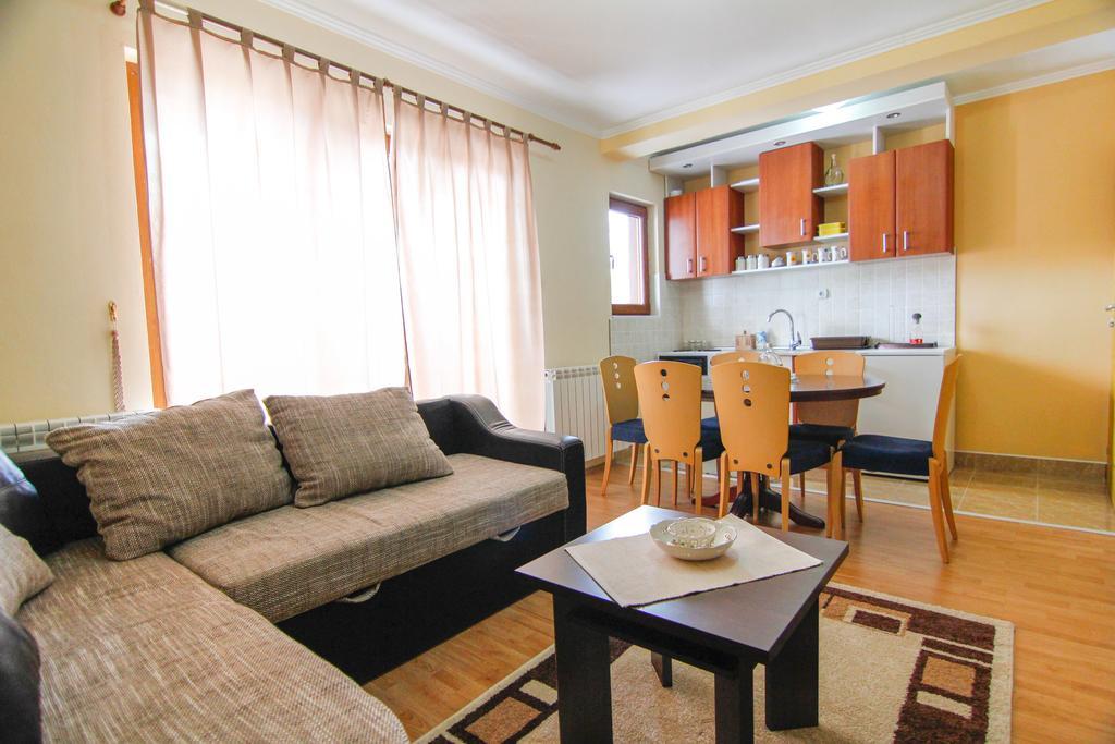 קאלודיירסקה בארה Apartments Andric מראה חיצוני תמונה